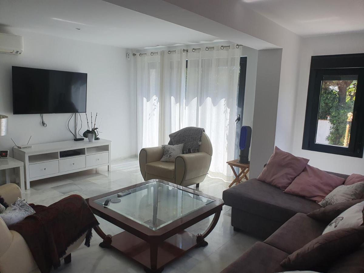 Villa Sea Breeze Марбелья Экстерьер фото