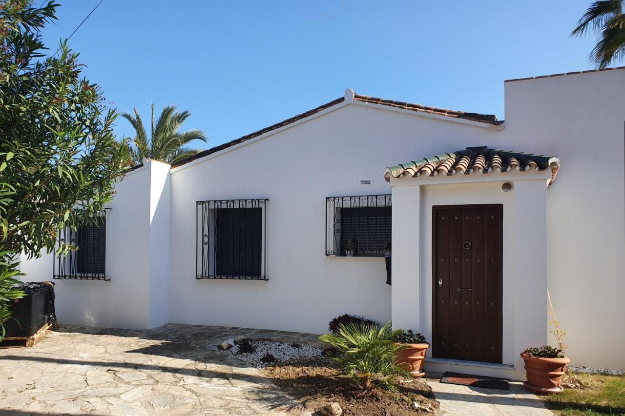 Villa Sea Breeze Марбелья Экстерьер фото