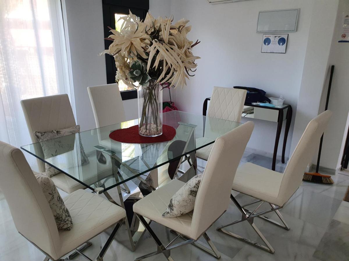 Villa Sea Breeze Марбелья Экстерьер фото